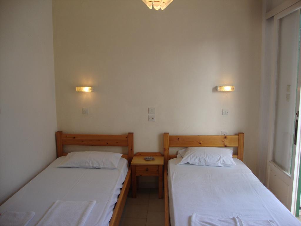 Alex Apartments روذا المظهر الخارجي الصورة
