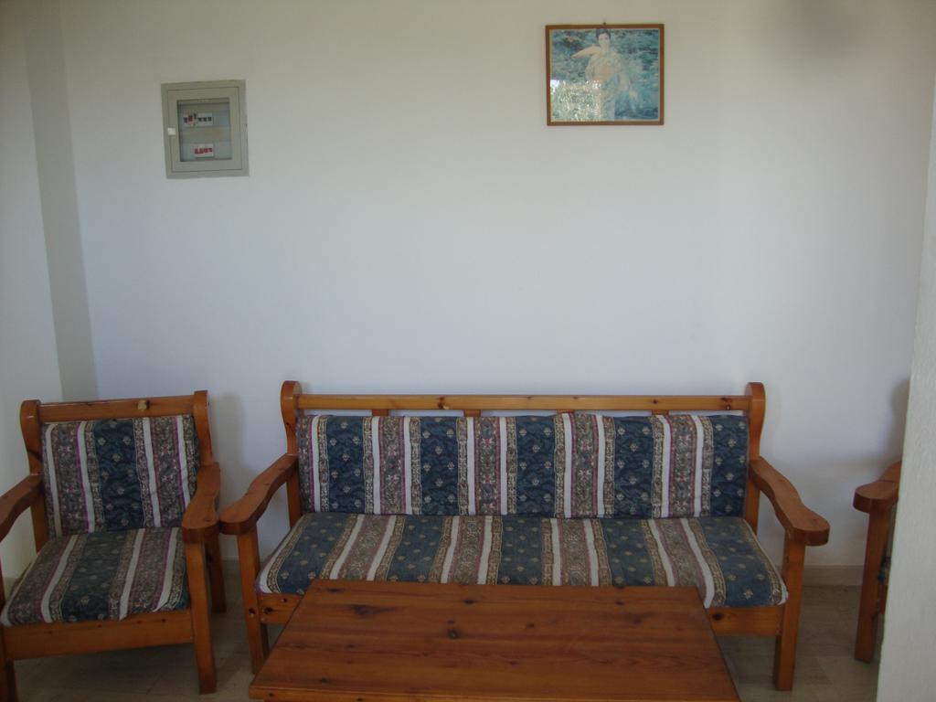 Alex Apartments روذا المظهر الخارجي الصورة
