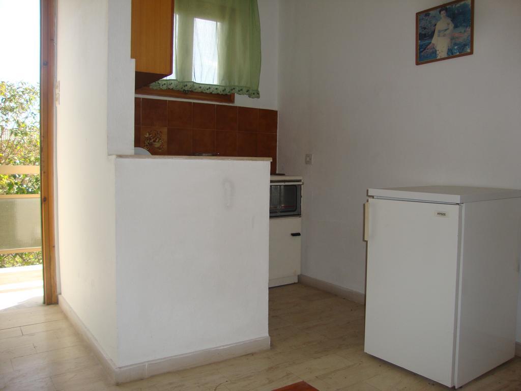 Alex Apartments روذا المظهر الخارجي الصورة