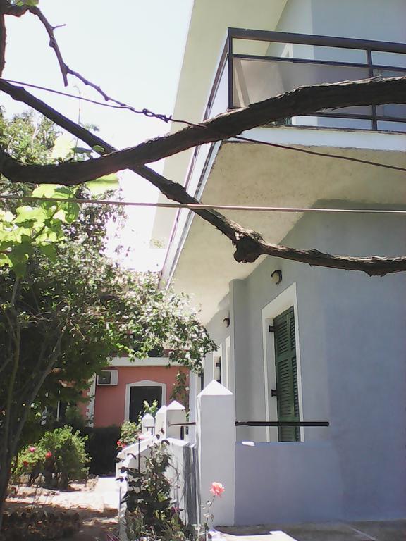 Alex Apartments روذا المظهر الخارجي الصورة